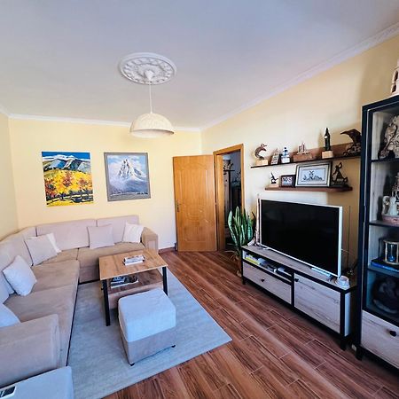 Cozy Central Apartment Тирана Экстерьер фото