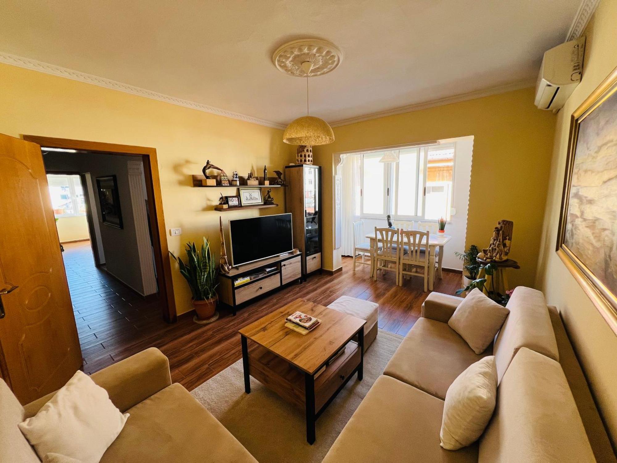 Cozy Central Apartment Тирана Экстерьер фото